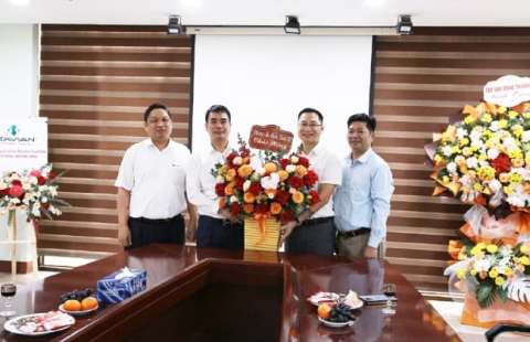 Thép Việt – Sing: Vui mừng đón nhận tình cảm tri ân nhân dịp 30 năm ngày thành lập